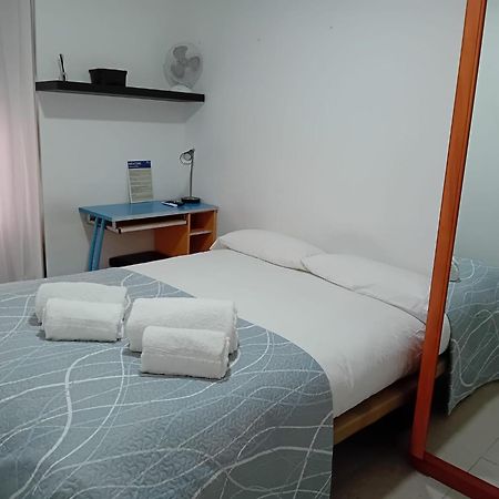 Divina Malasana Apartment Мадрид Екстериор снимка
